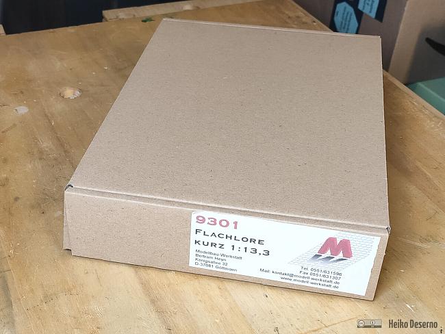 Kastenloren-Bausatz in Verpackung.