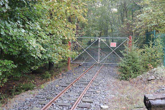 Feldbahn-Tor zur Außenstrecke.